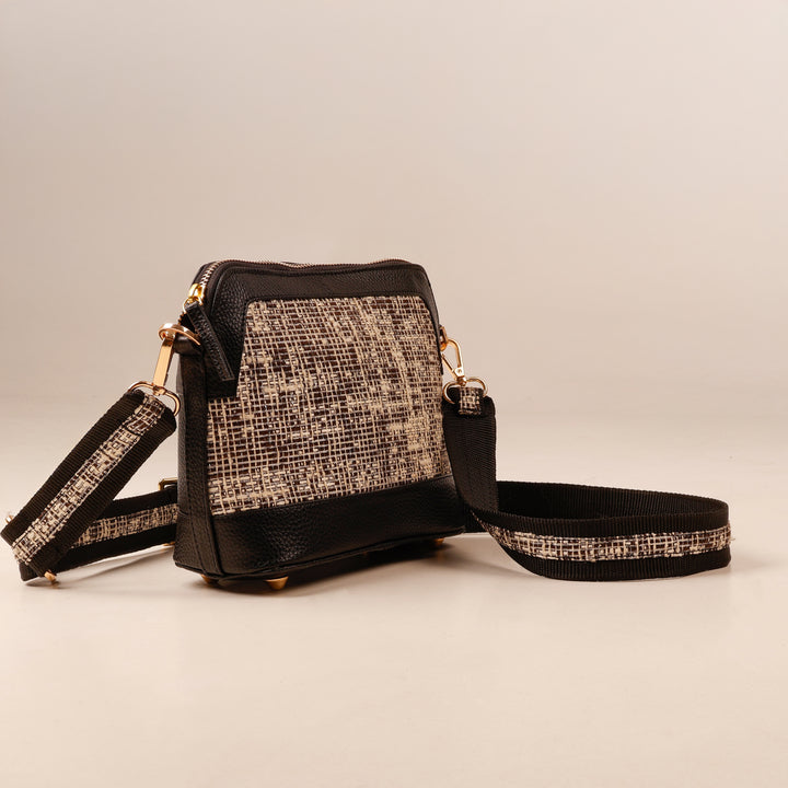 Black Savannah Crossbody Bag - Suave Bags  