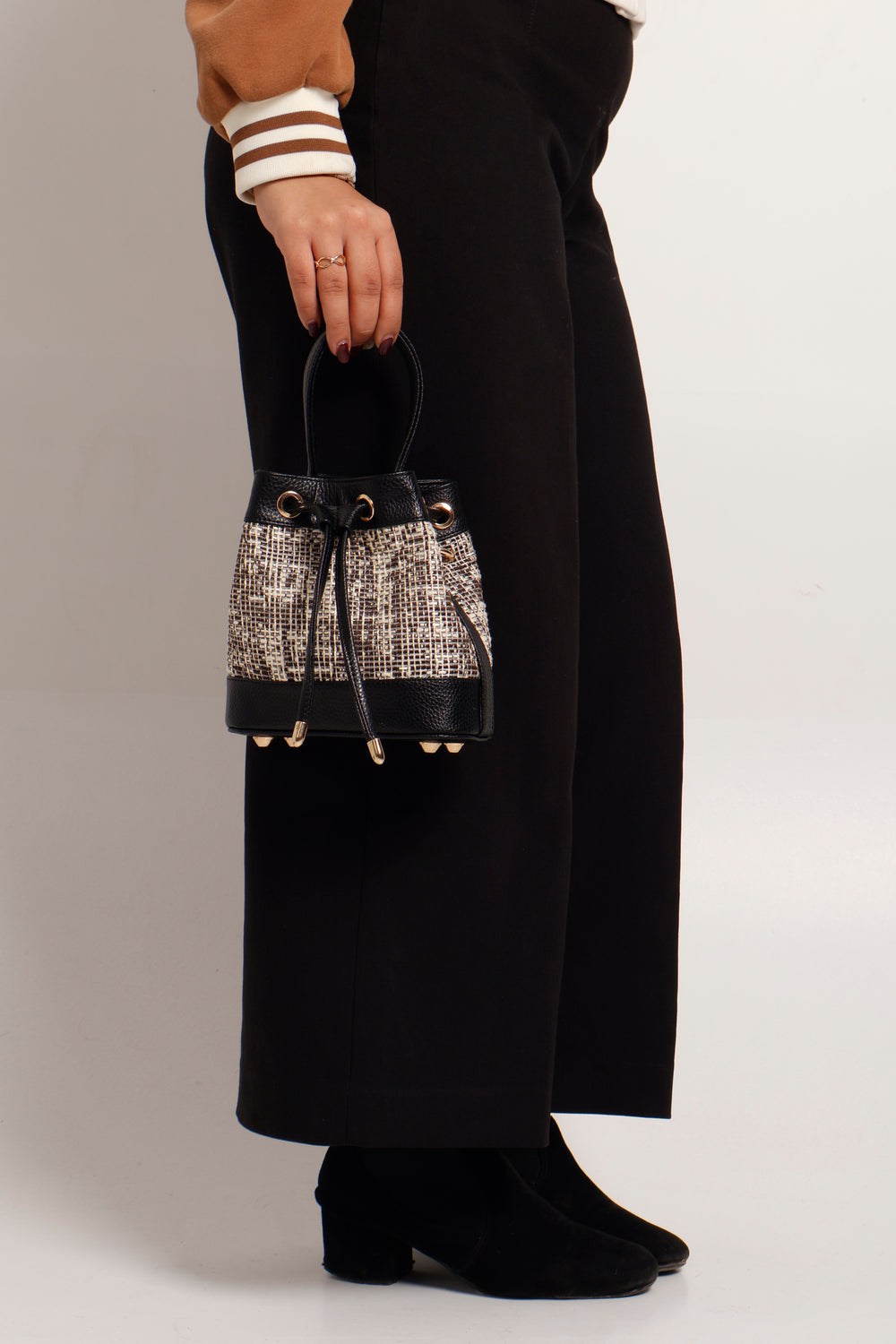 The Urban Tweed Black Bucket Bag - Suave Bags  #